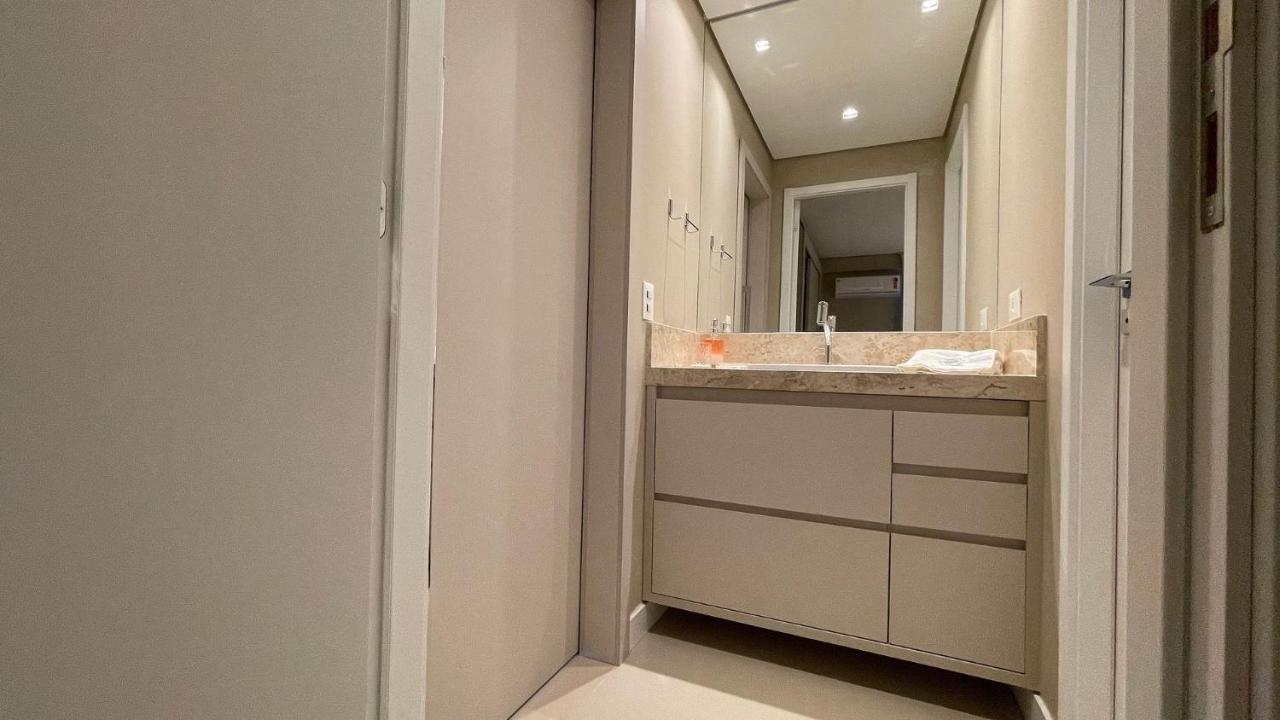 Apartamento Studio no último andar no CENTRO de FOZ com vista para o rio Paraná Foz do Iguaçu Exterior foto